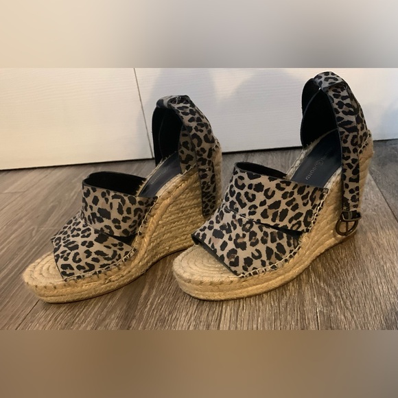 Treasure & Bond Sannibel Platform Wedge Sandal , Size 7, Great Condition - Picture 1 of 15